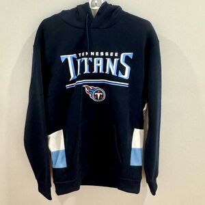 NFL Tennessee Titans team logo navy pullover hoodie size medium NWT